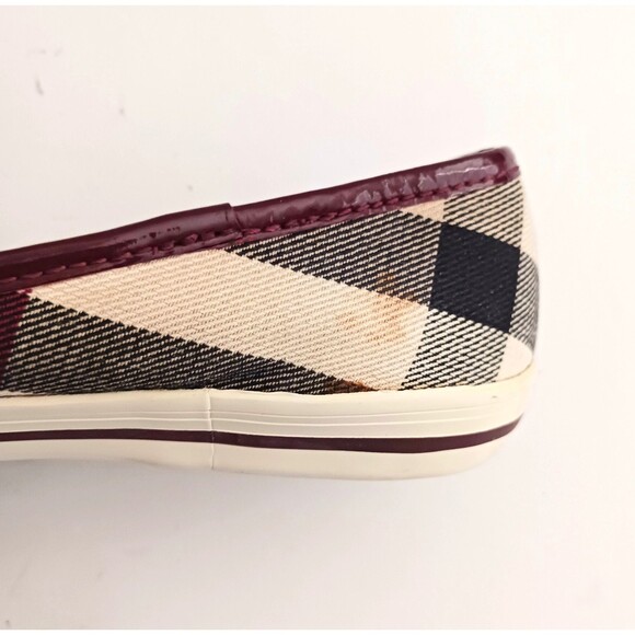 Burberry Nova Check Ballet Flat Burgundy Patent Cap Toe Rubber Bumper EU 35 US 5 - Picture 12 of 13